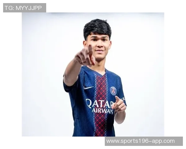 弗拉门戈宣布帕奎塔正式加盟将穿20号球衣征战新赛季 弗拉门戈宣布帕奎塔正式加盟将穿20号球衣征战新赛季